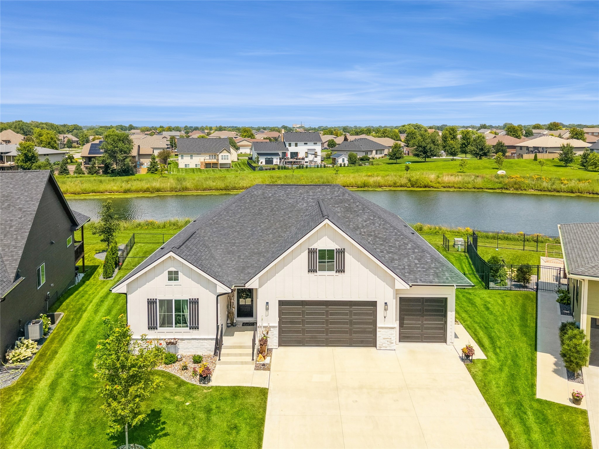 2333 Stonewood Court SW