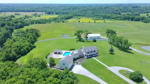 Homes For Sale - 6760 260th Place<br/> Monroe County, Albia, IA 52531