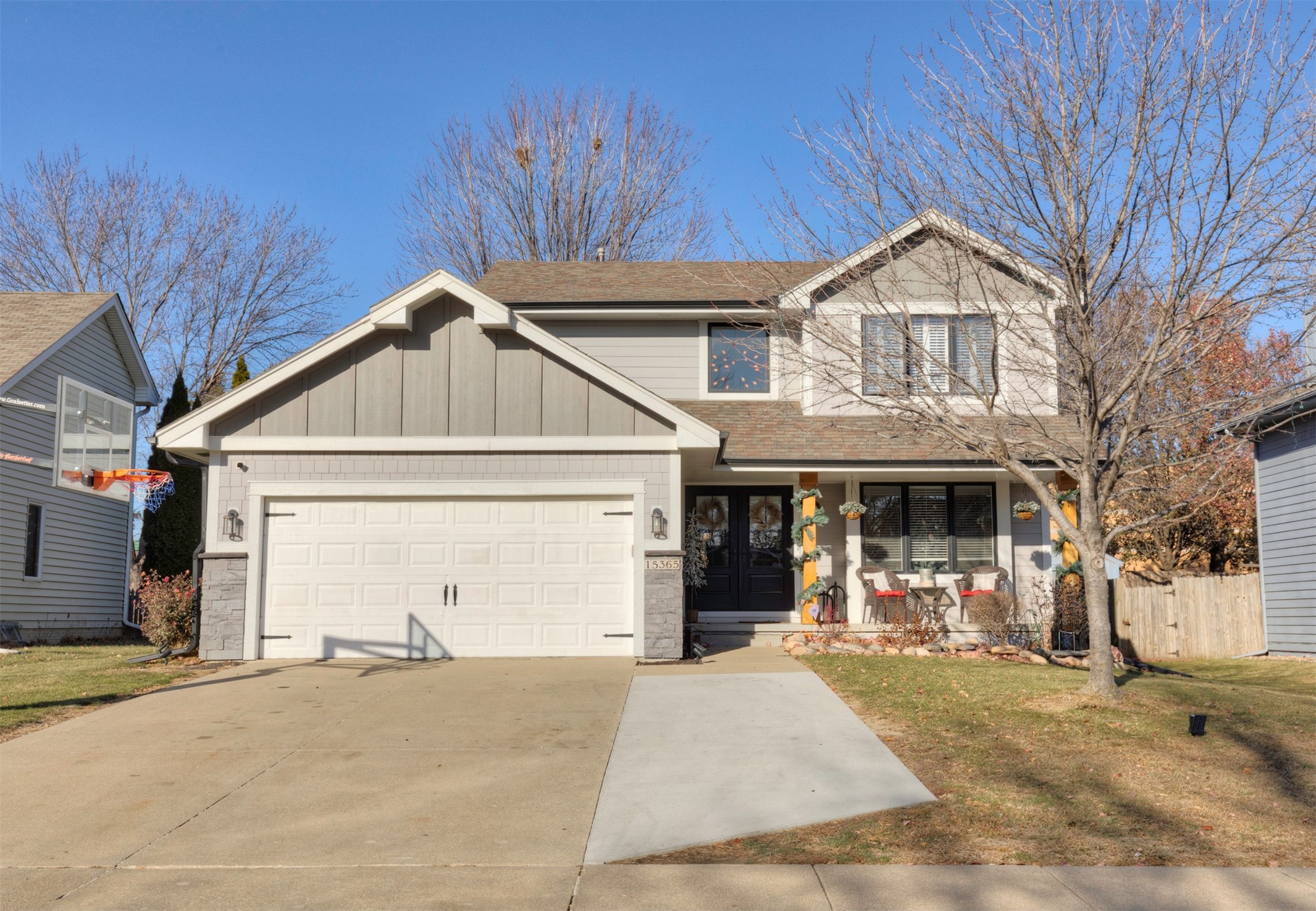 15365 Ridgeview Drive, Clive, Iowa image 1