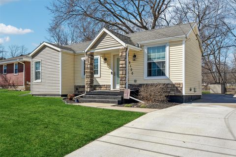 Homes For Sale - 6100 SE 4th Street<br/> Des Moines, IA 50315