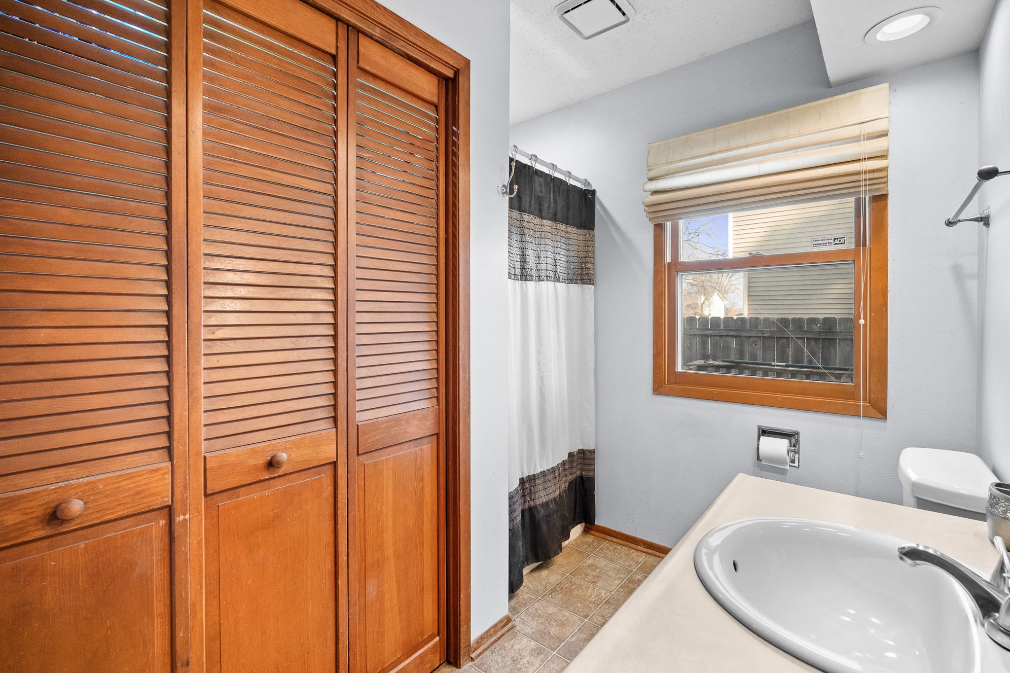 5001 Westwood Drive, West Des Moines, Iowa image 19