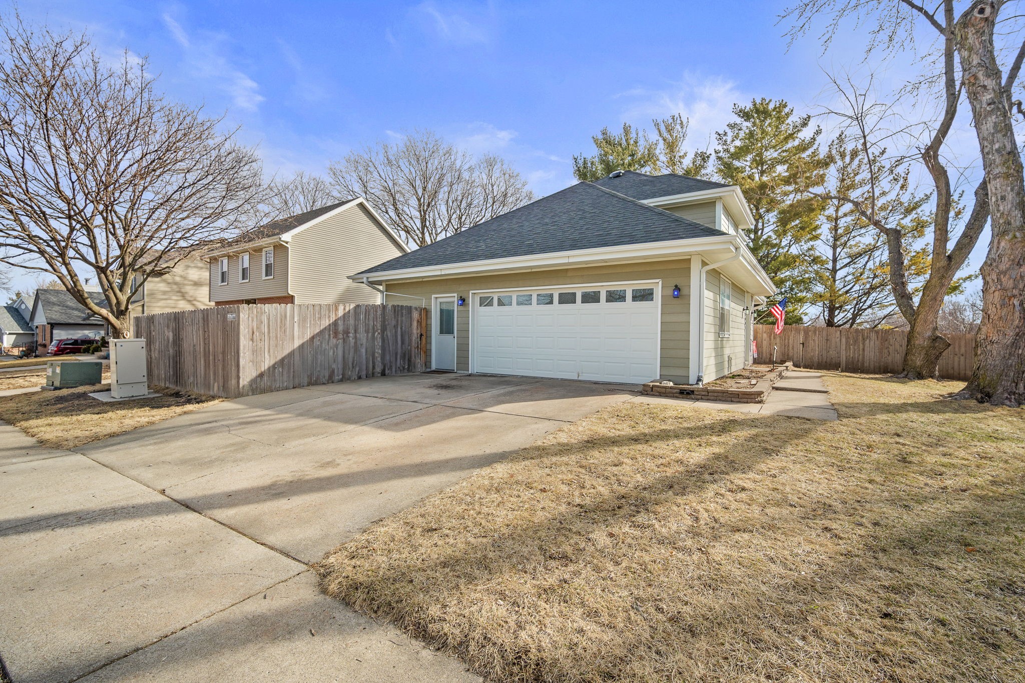 5001 Westwood Drive, West Des Moines, Iowa image 3