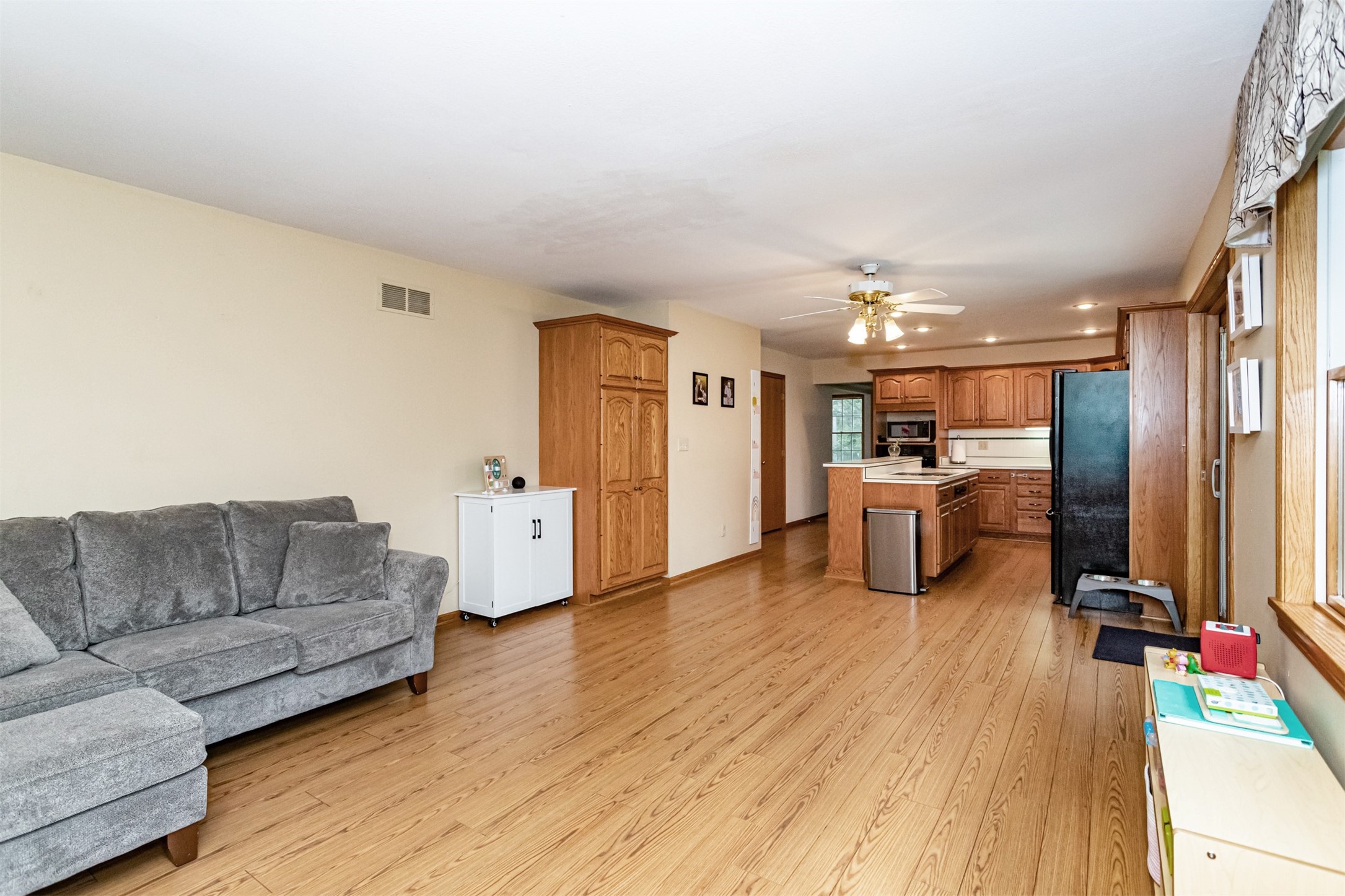 806 Vermont Circle, Ames, Iowa image 12