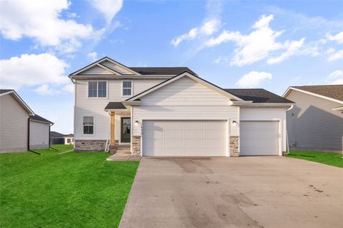 Homes For Sale - 4420 NE 8th Street<br/> Ankeny, IA 50021