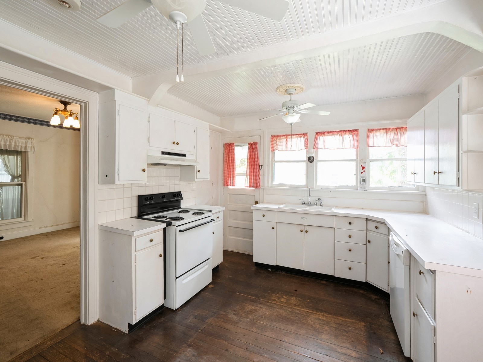 325 W 8th Street, Newton, Iowa image 8