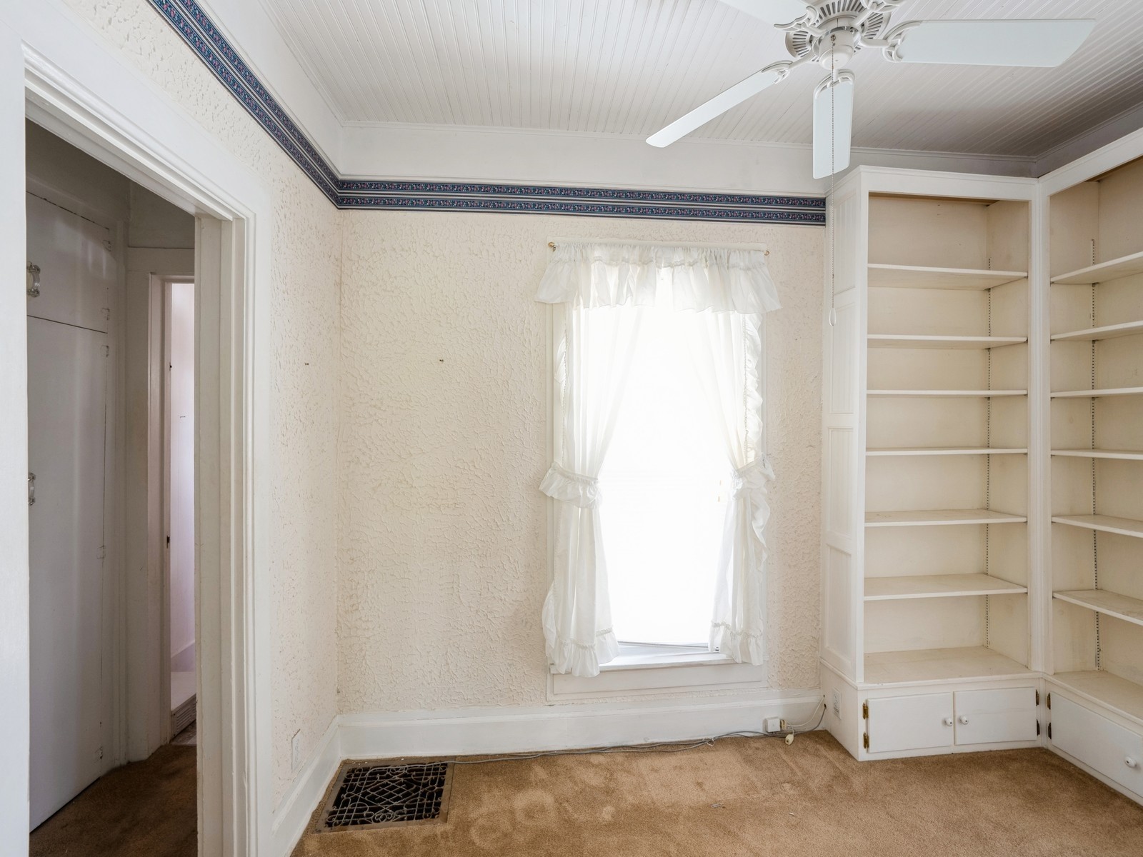325 W 8th Street, Newton, Iowa image 15