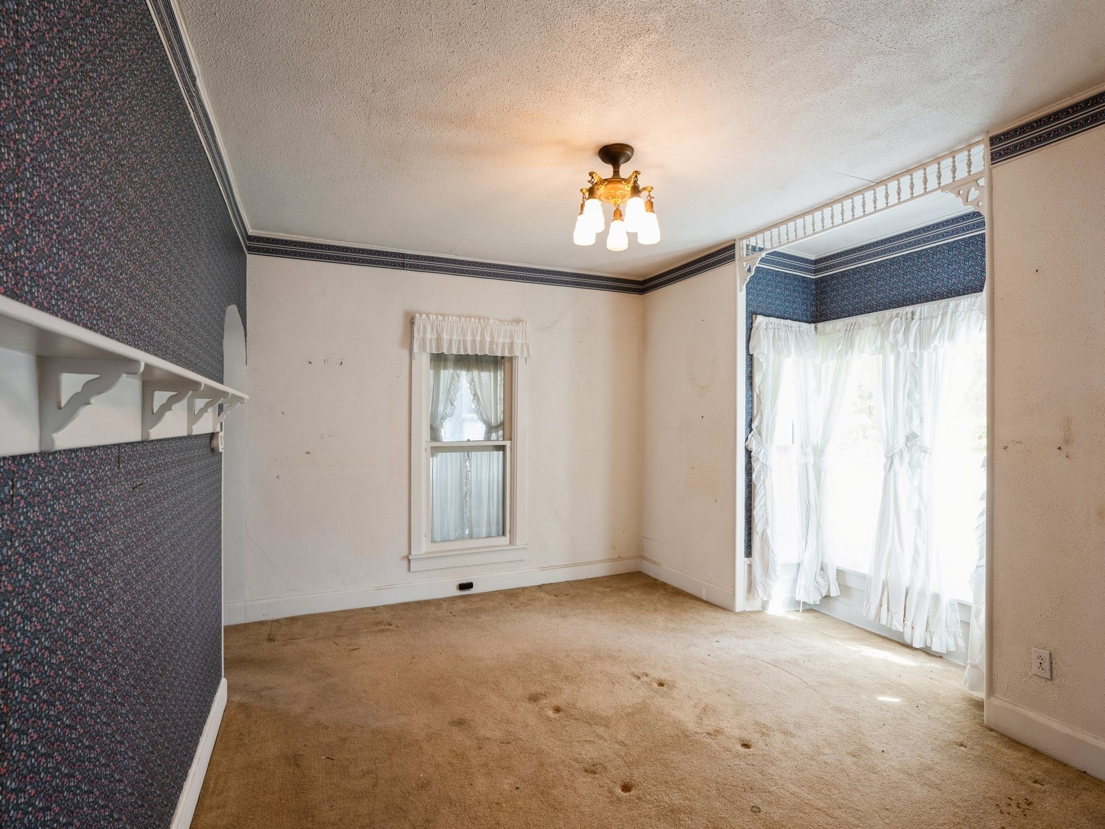 325 W 8th Street, Newton, Iowa image 5
