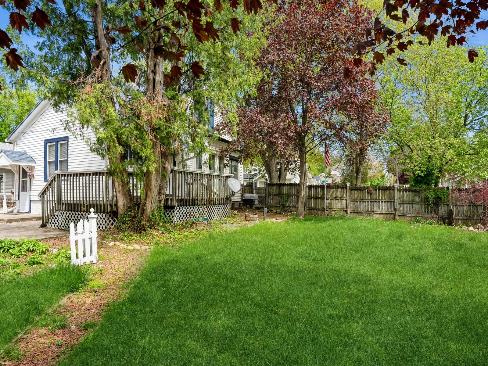 325 W 8th Street, Newton, Iowa image 24