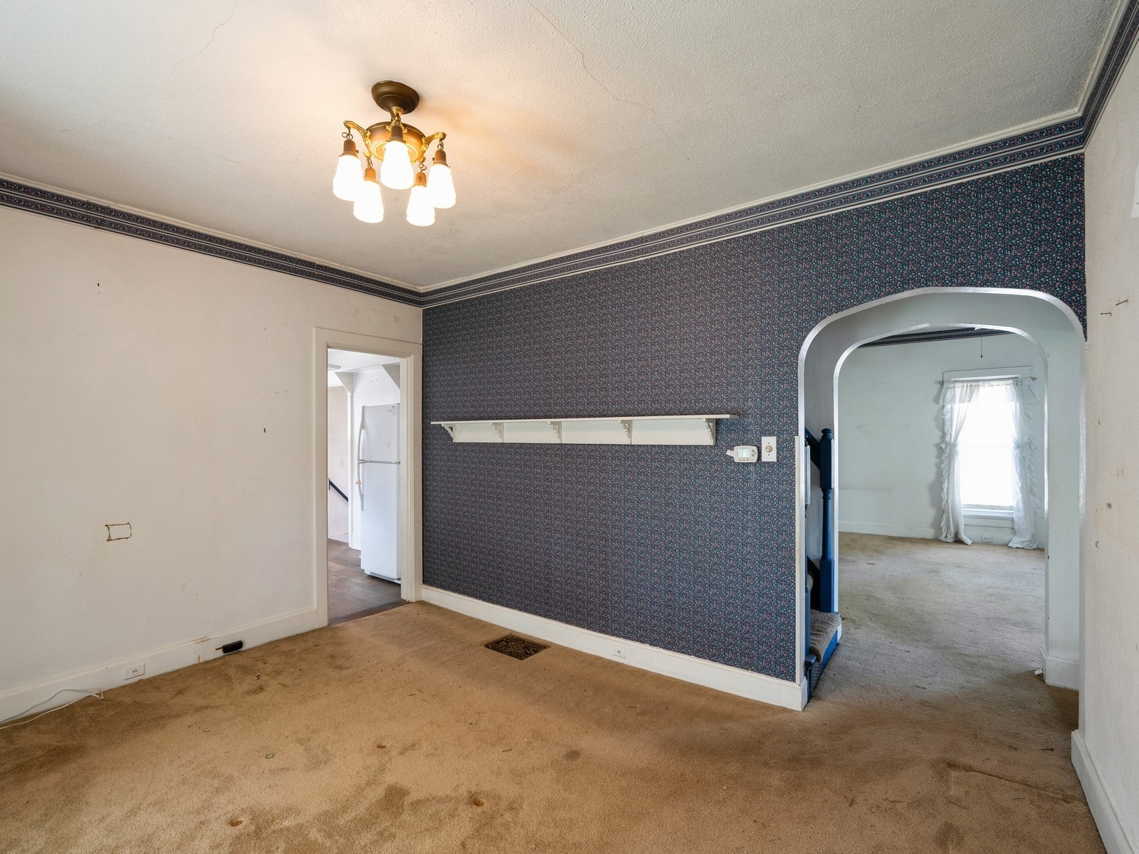 325 W 8th Street, Newton, Iowa image 6