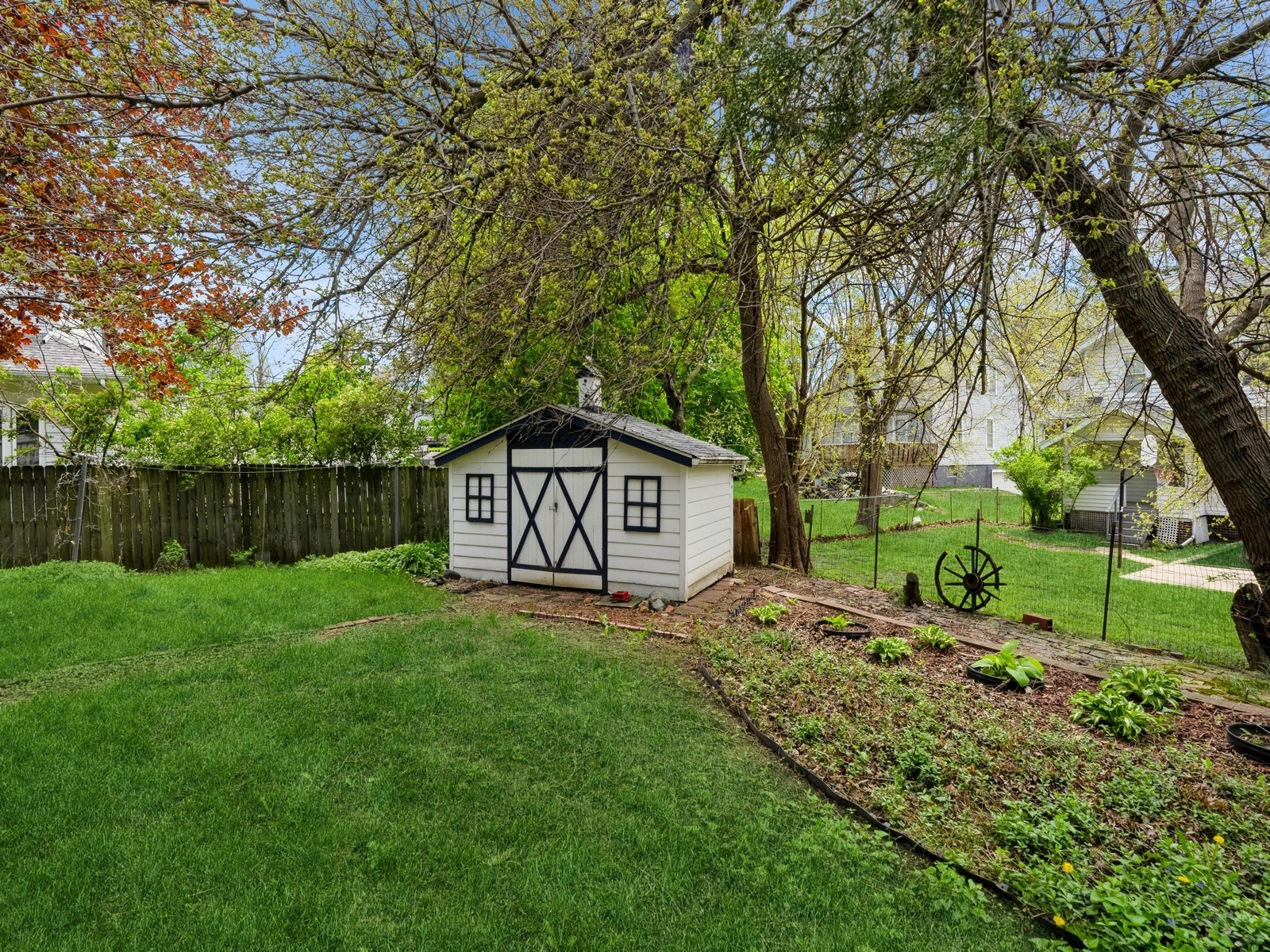 325 W 8th Street, Newton, Iowa image 26