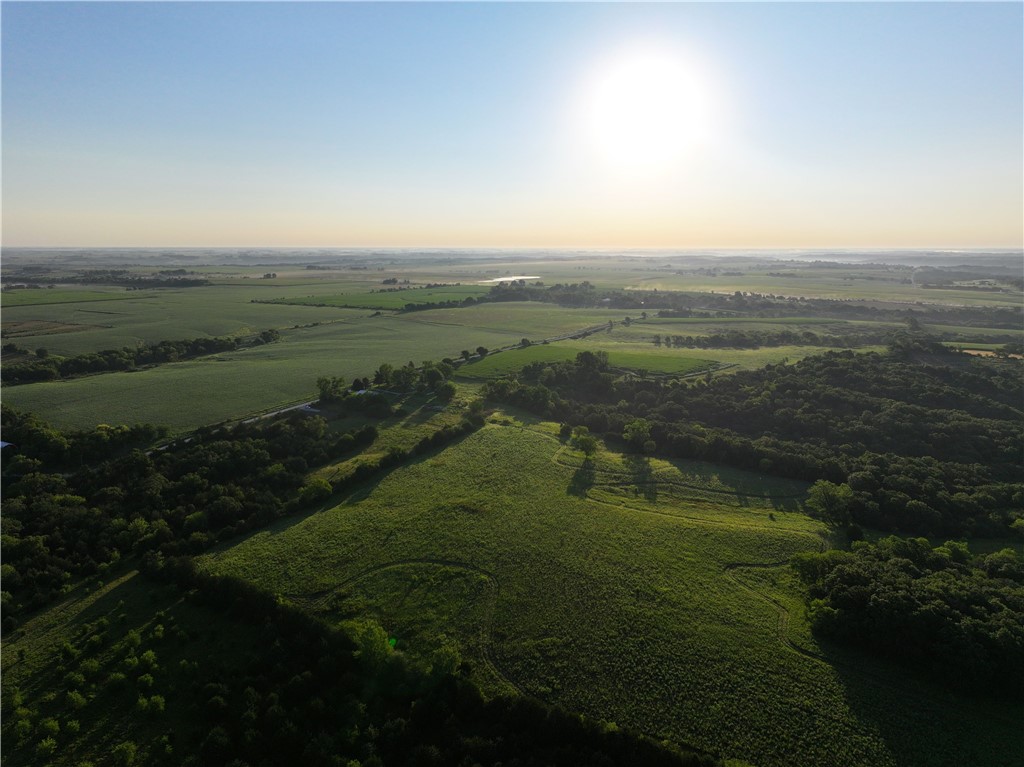 00 Ironwood Trail, Earlham, Iowa image 9