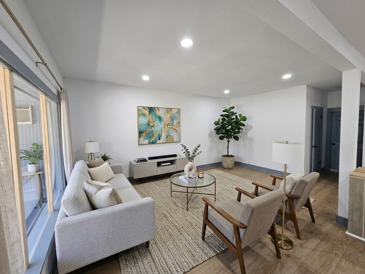 2146 Capitol Avenue - Photo 4