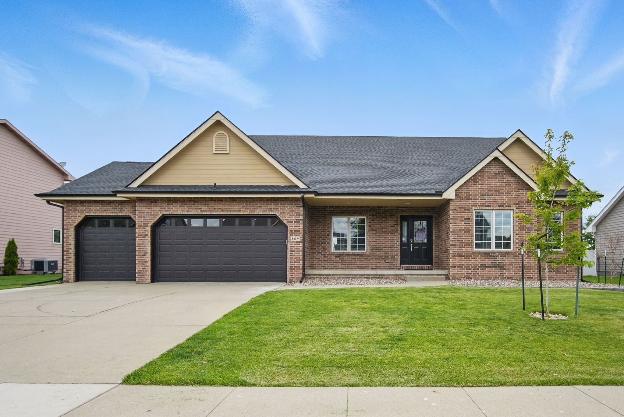 309 11th Street, Altoona, Iowa image 1