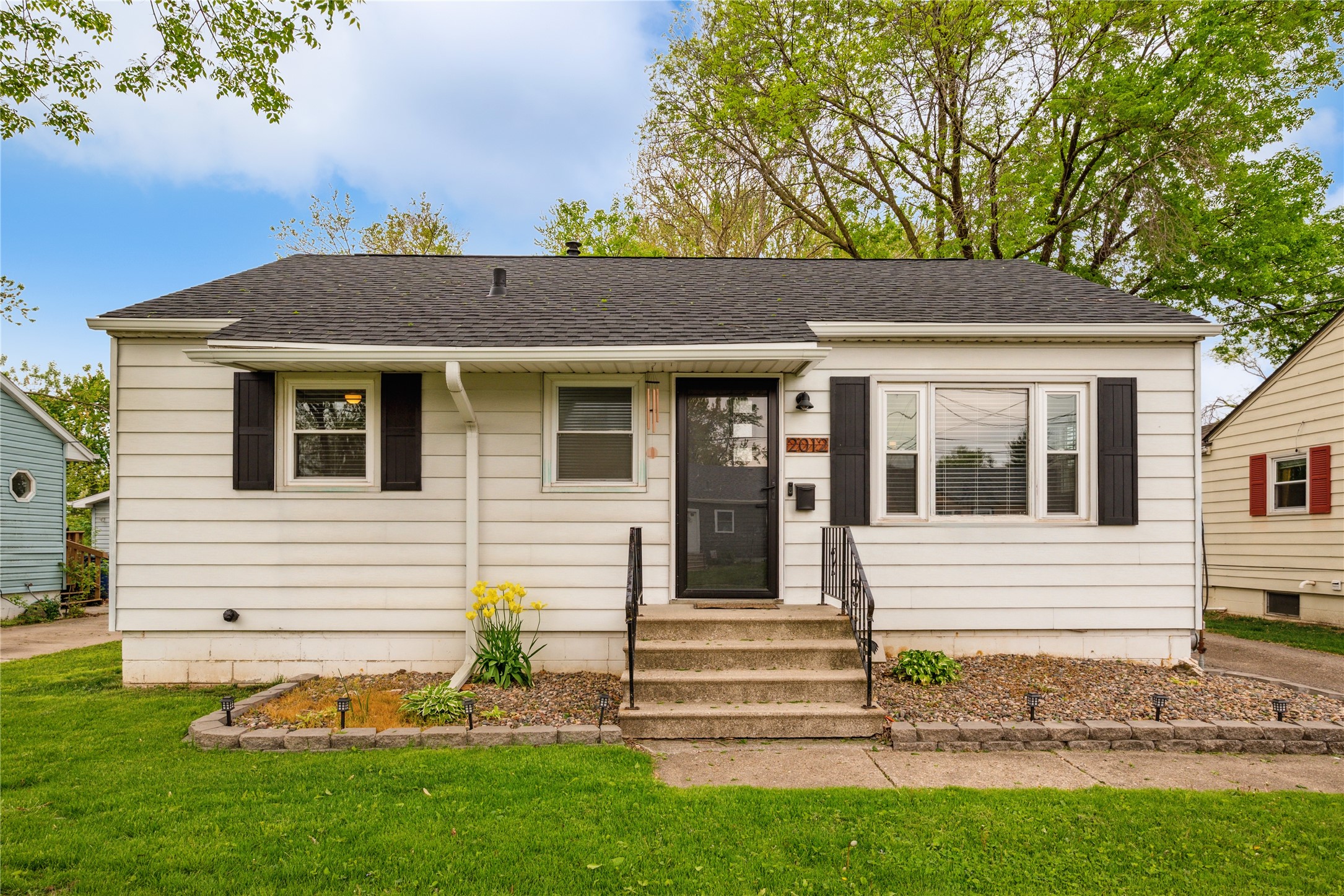 2012 61st Street, Des Moines, Iowa image 1