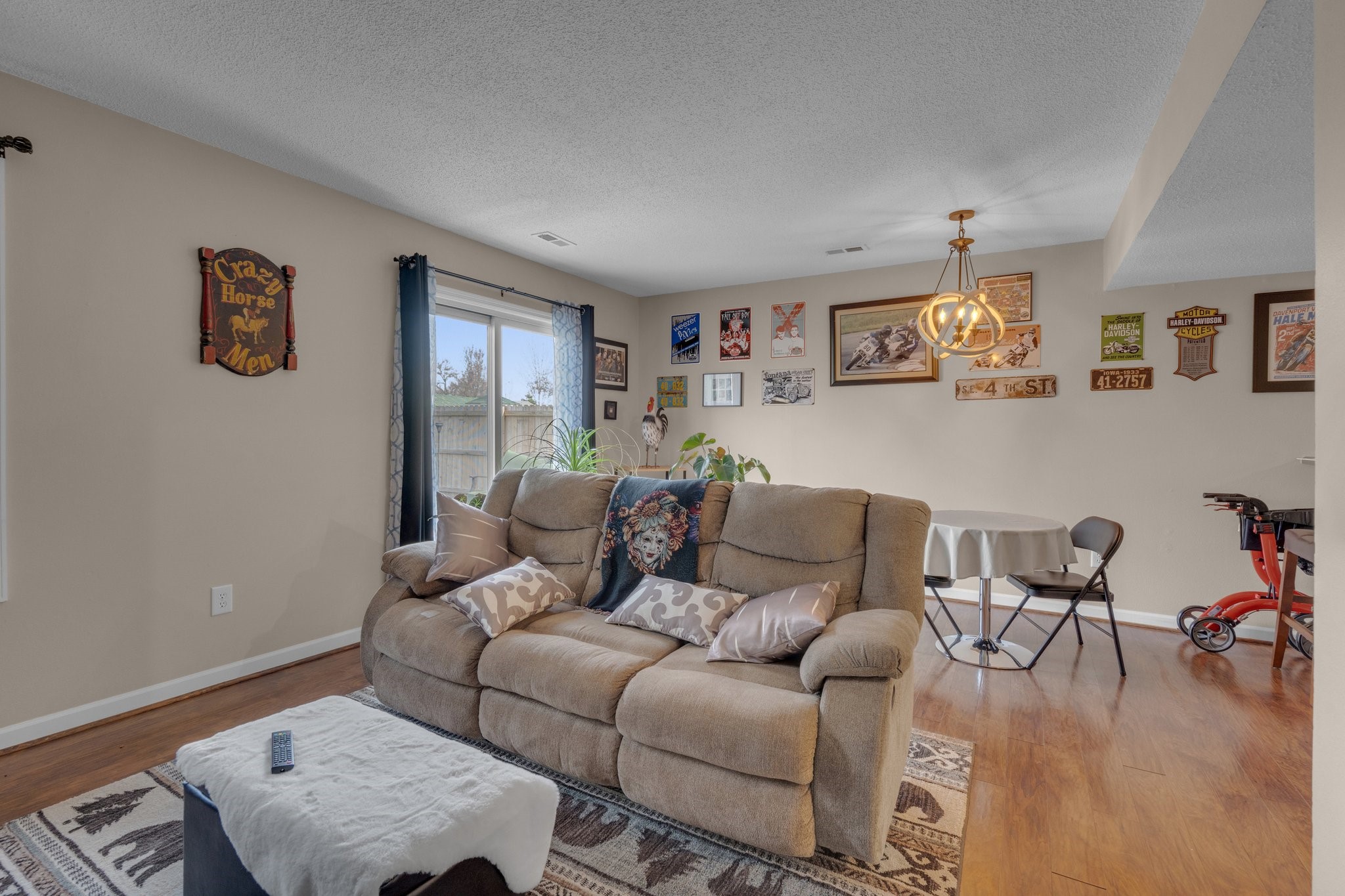317 E 22nd Street, Newton, Iowa image 8