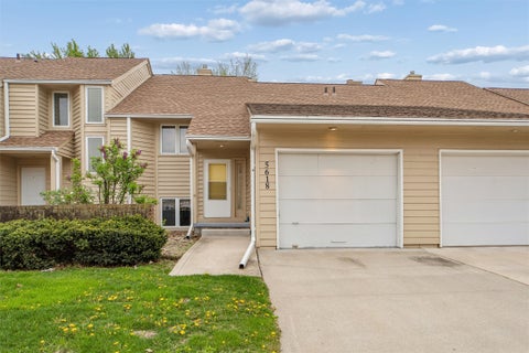 Condo For Sale - 5618 Linden Circle<br/> Johnston, IA 50131