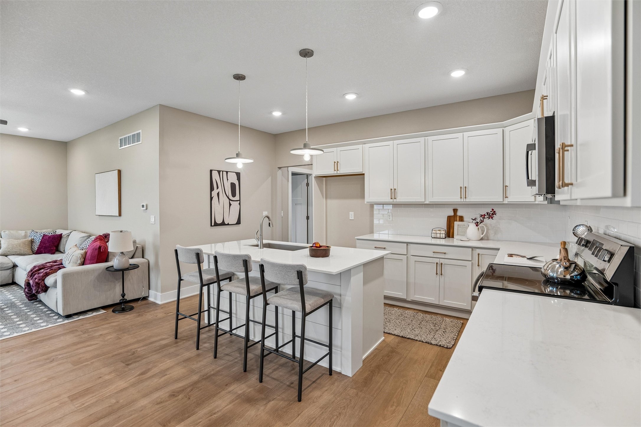 2709 14th Street NE