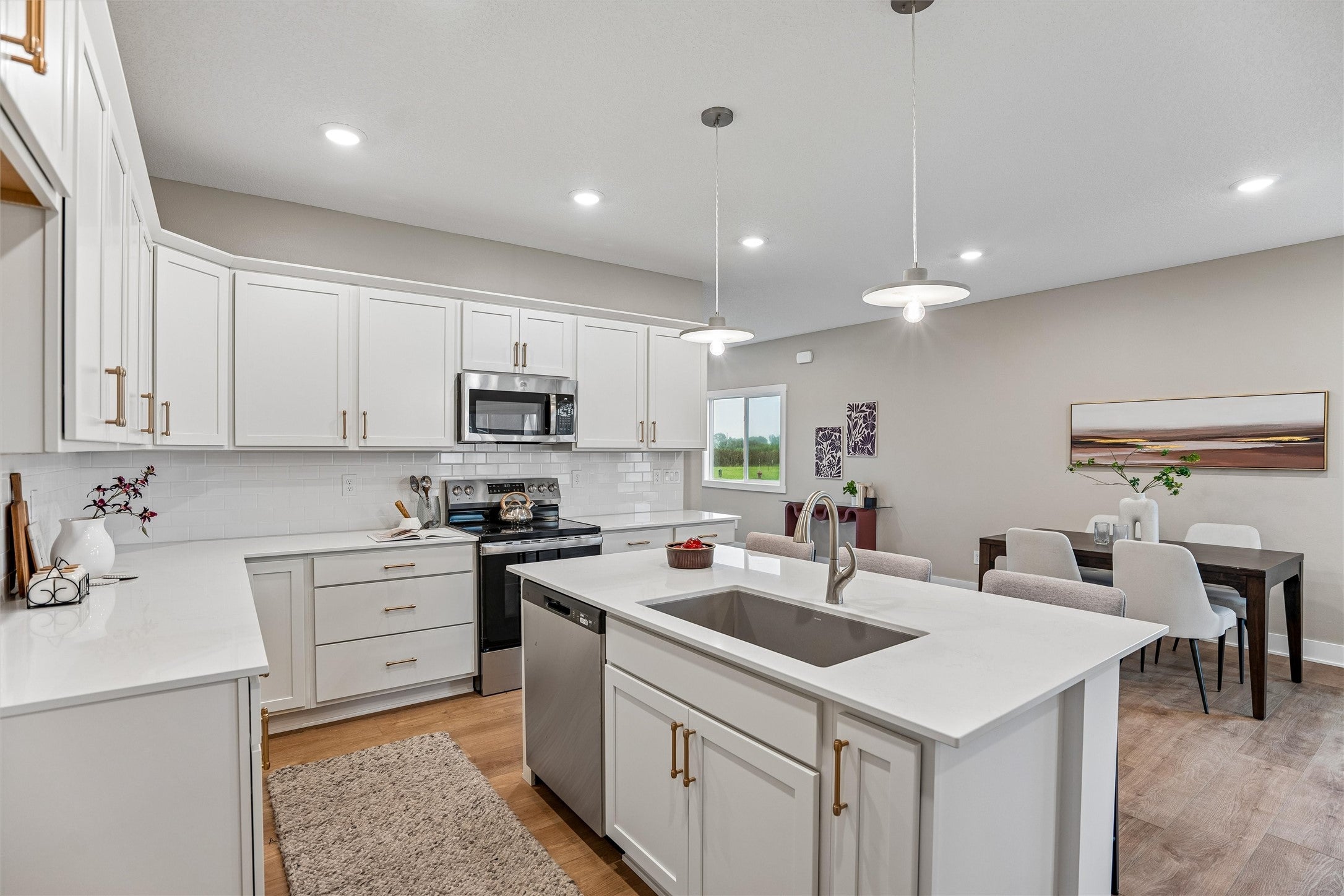 2709 14th Street NE