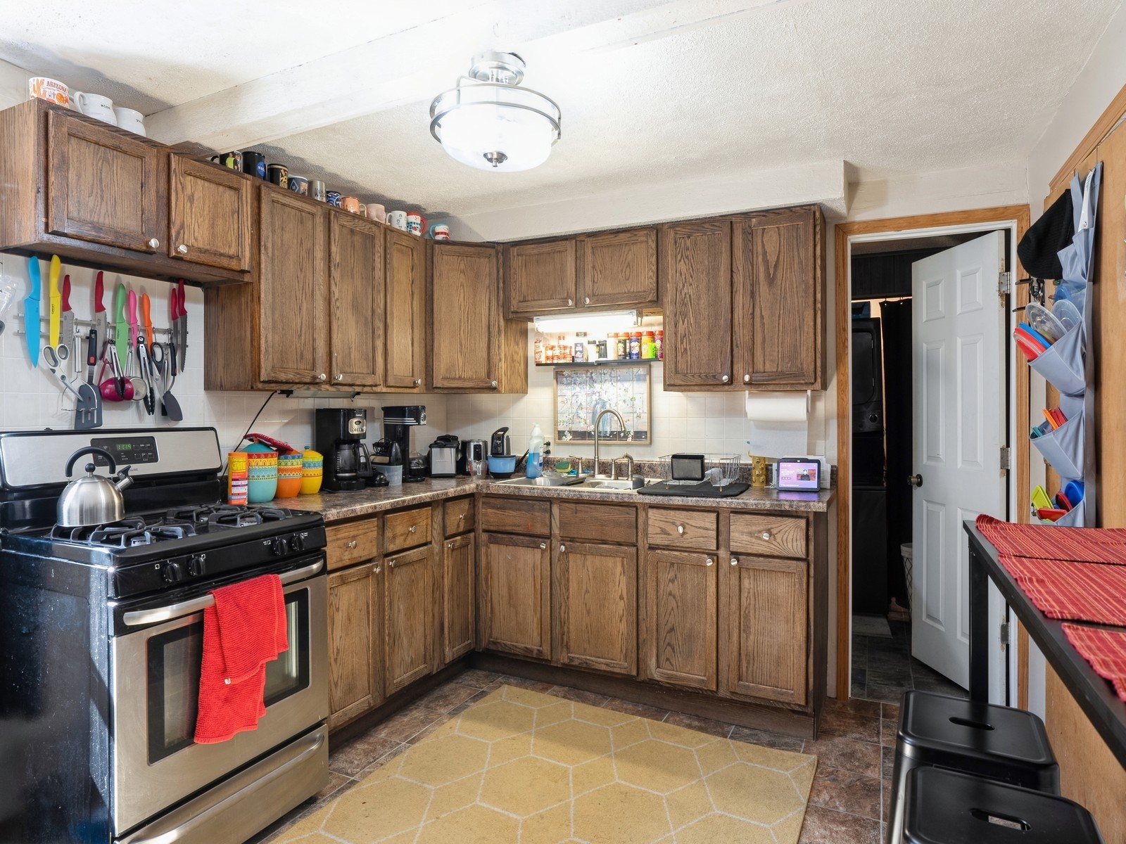 408 E 12th Street, Newton, Iowa image 7