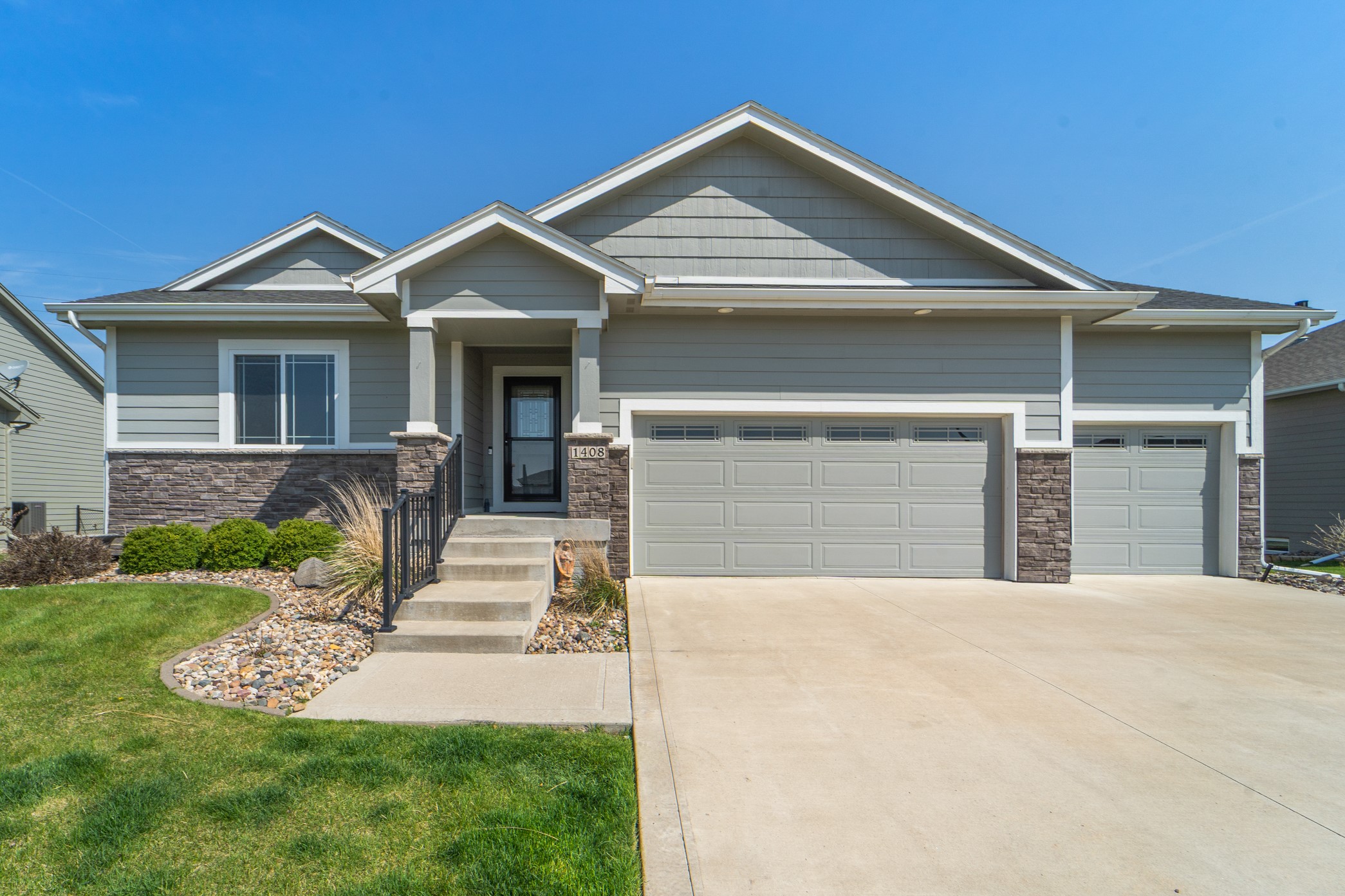 1408 NE 49th Street, Ankeny, Iowa image 1
