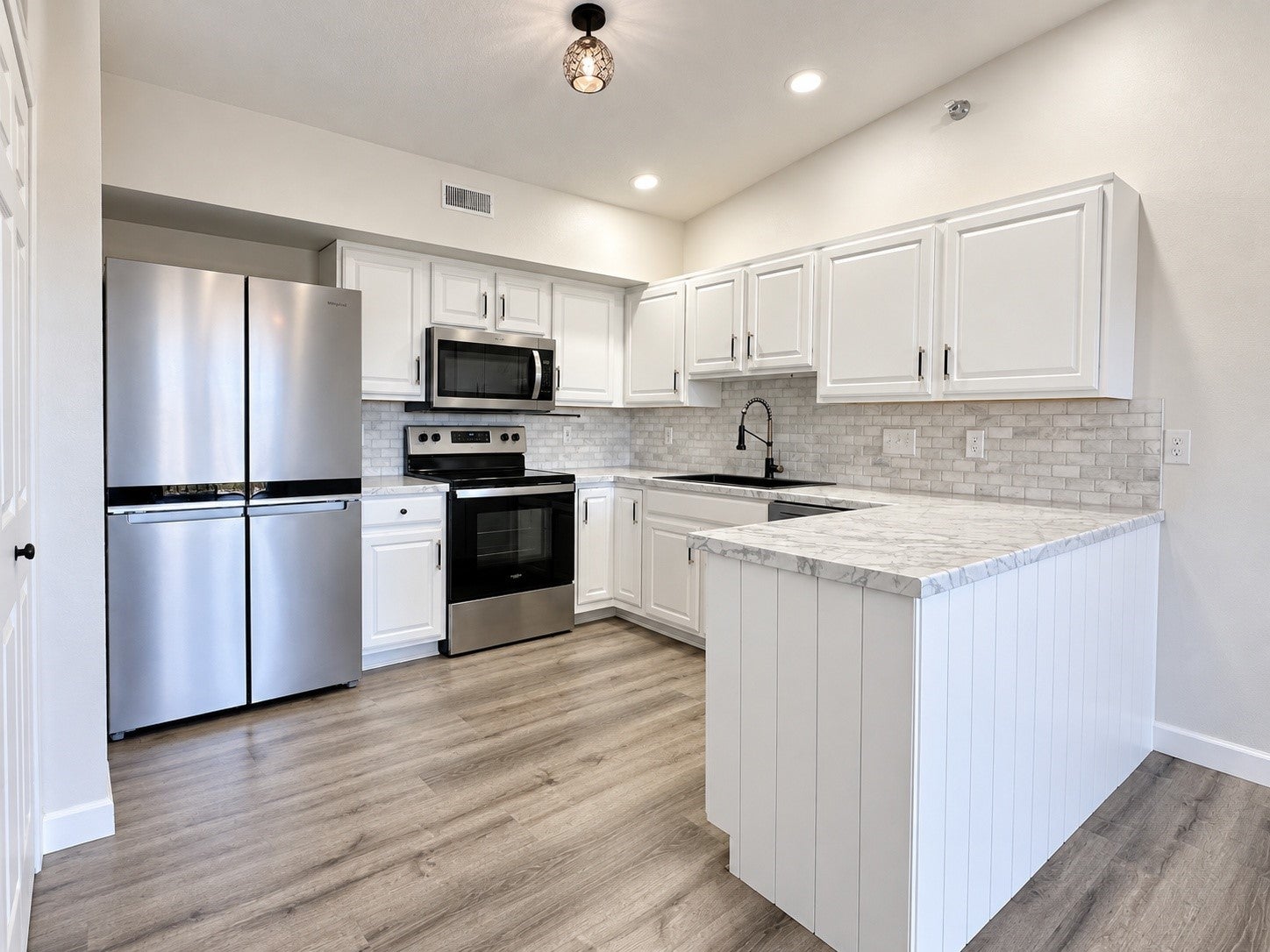 10121 Sutton Drive 10