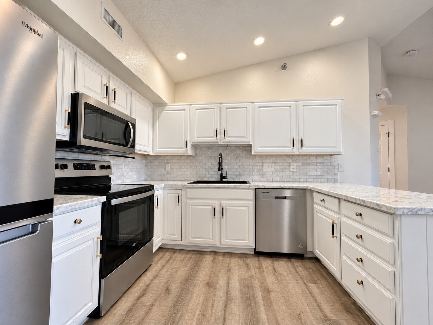 10121 Sutton Drive 10
