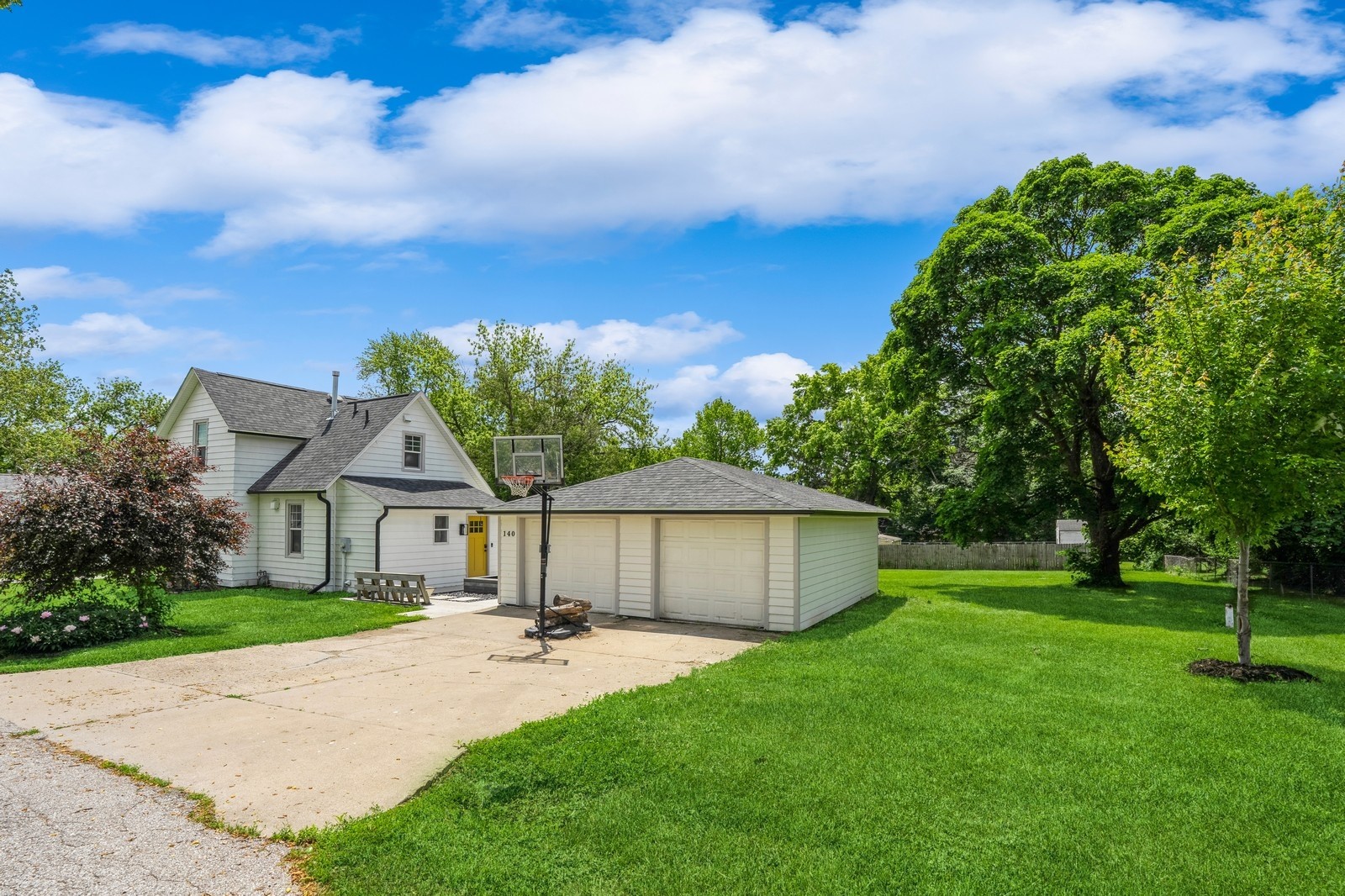 140 N 7th Street, Carlisle, Iowa image 34