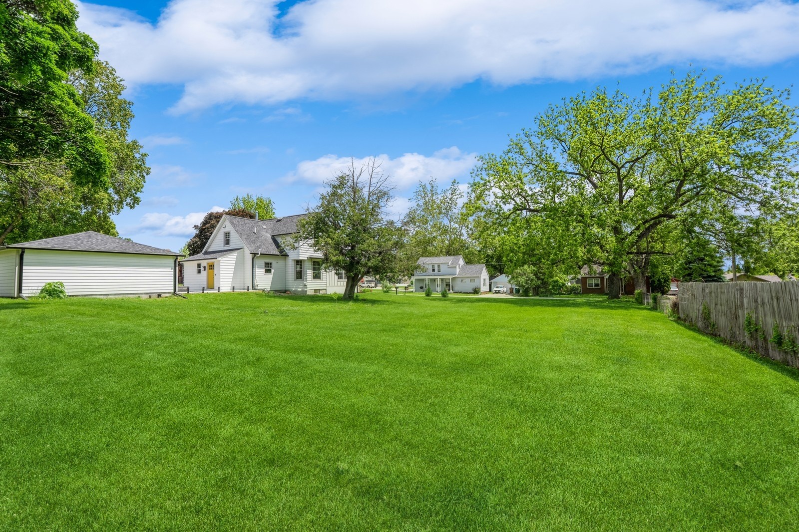 140 N 7th Street, Carlisle, Iowa image 35