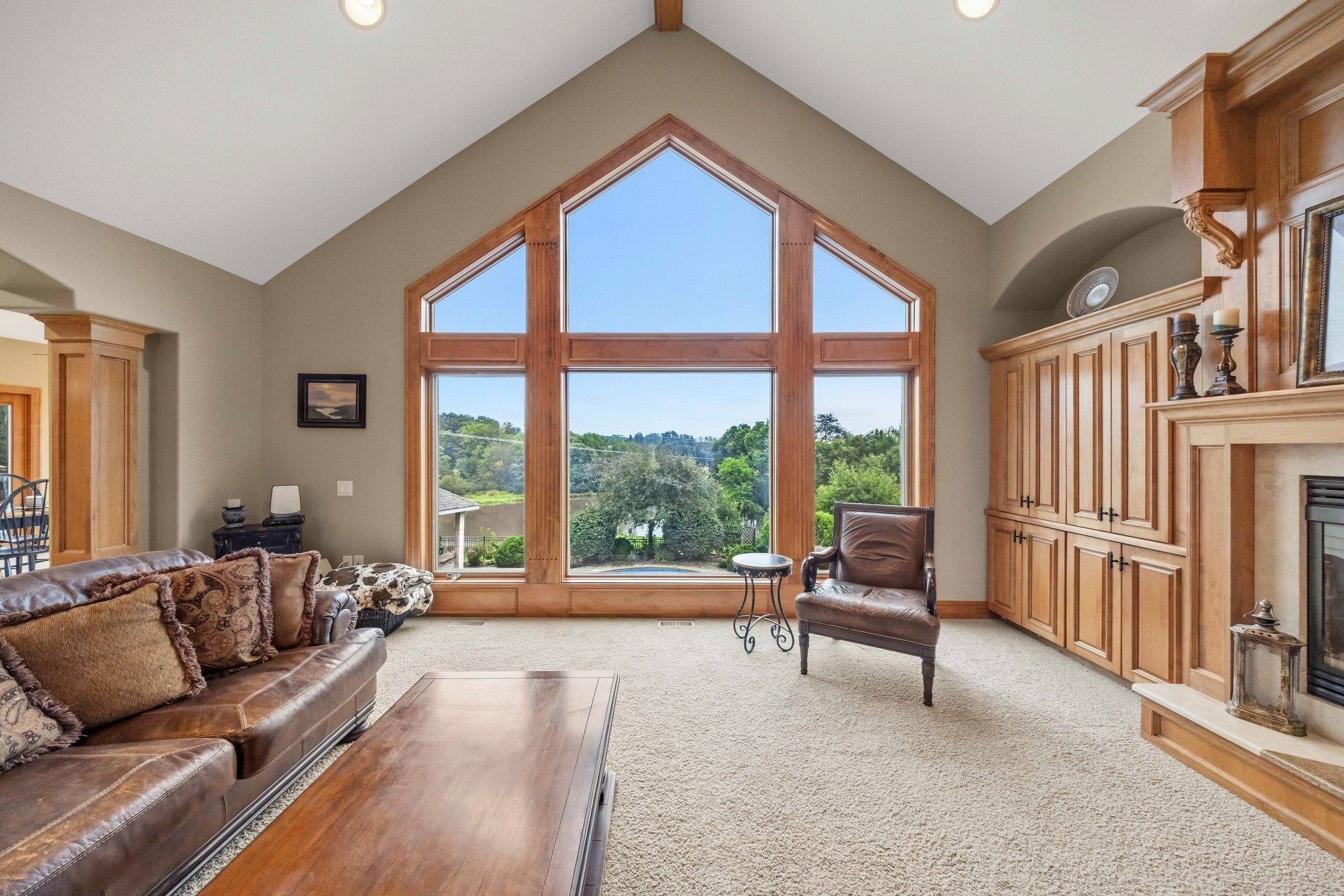 33904 Woodridge Road