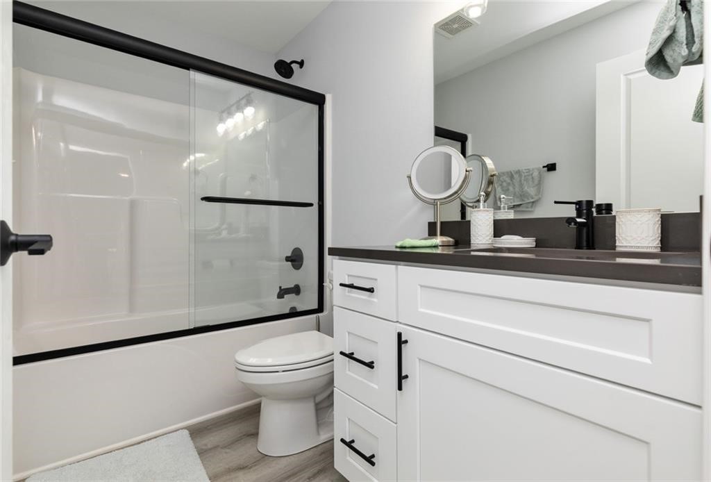 9150 Spring Crest Lane, West Des Moines, Iowa image 22