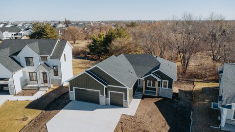 Homes For Sale - 1390 NW Red Oak Drive<br/> Waukee, IA 50263