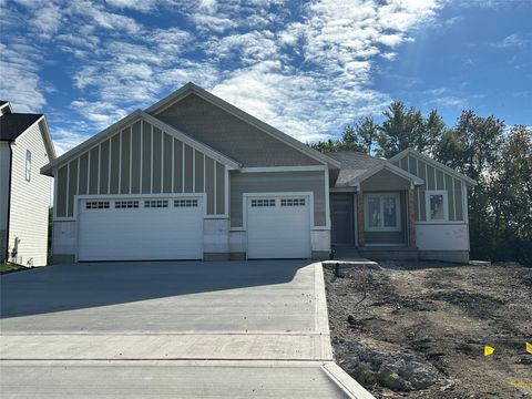 1390 NW Red Oak Drive Waukee IA 50263