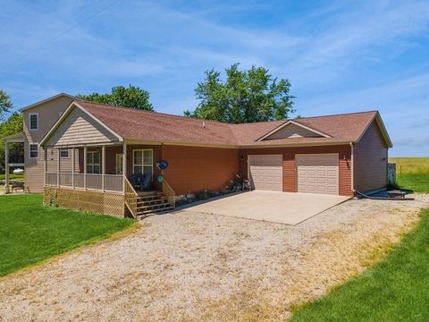 Homes For Sale - 5365 Longhorn Trail<br/> Melrose, IA 52569