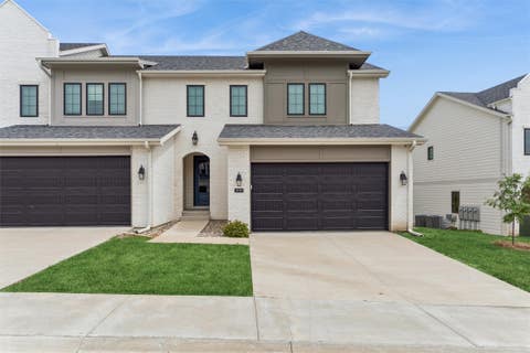 Condo For Sale - 14141 Wilden Drive<br/> Urbandale, IA 50323
