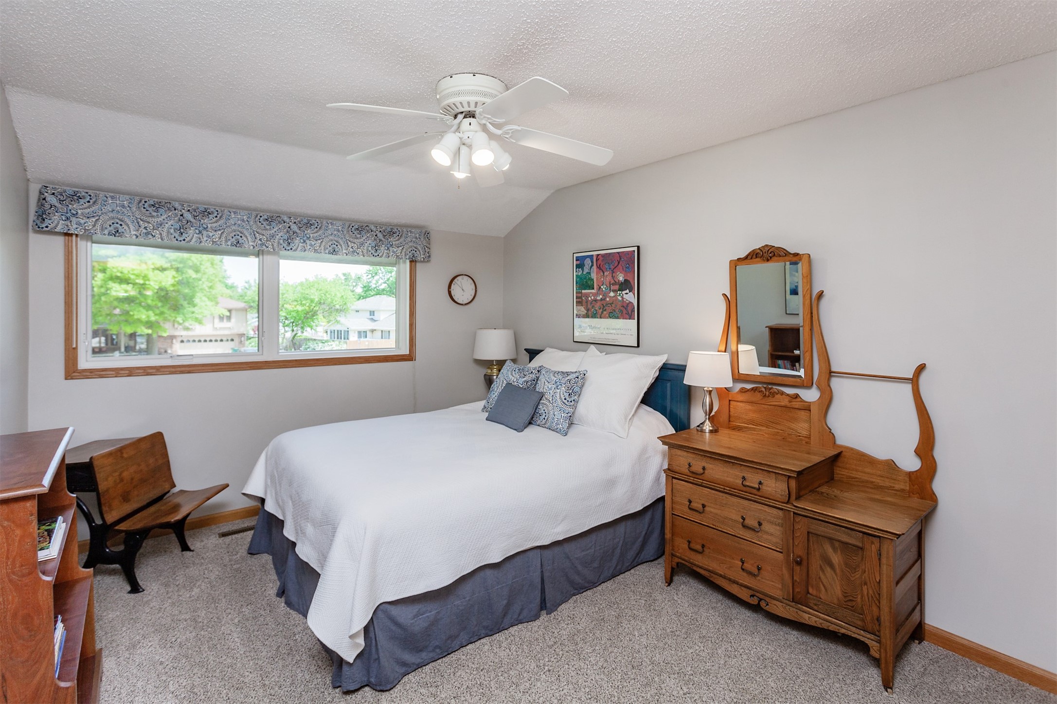 10856 Hazelwood Drive, Clive, Iowa image 26