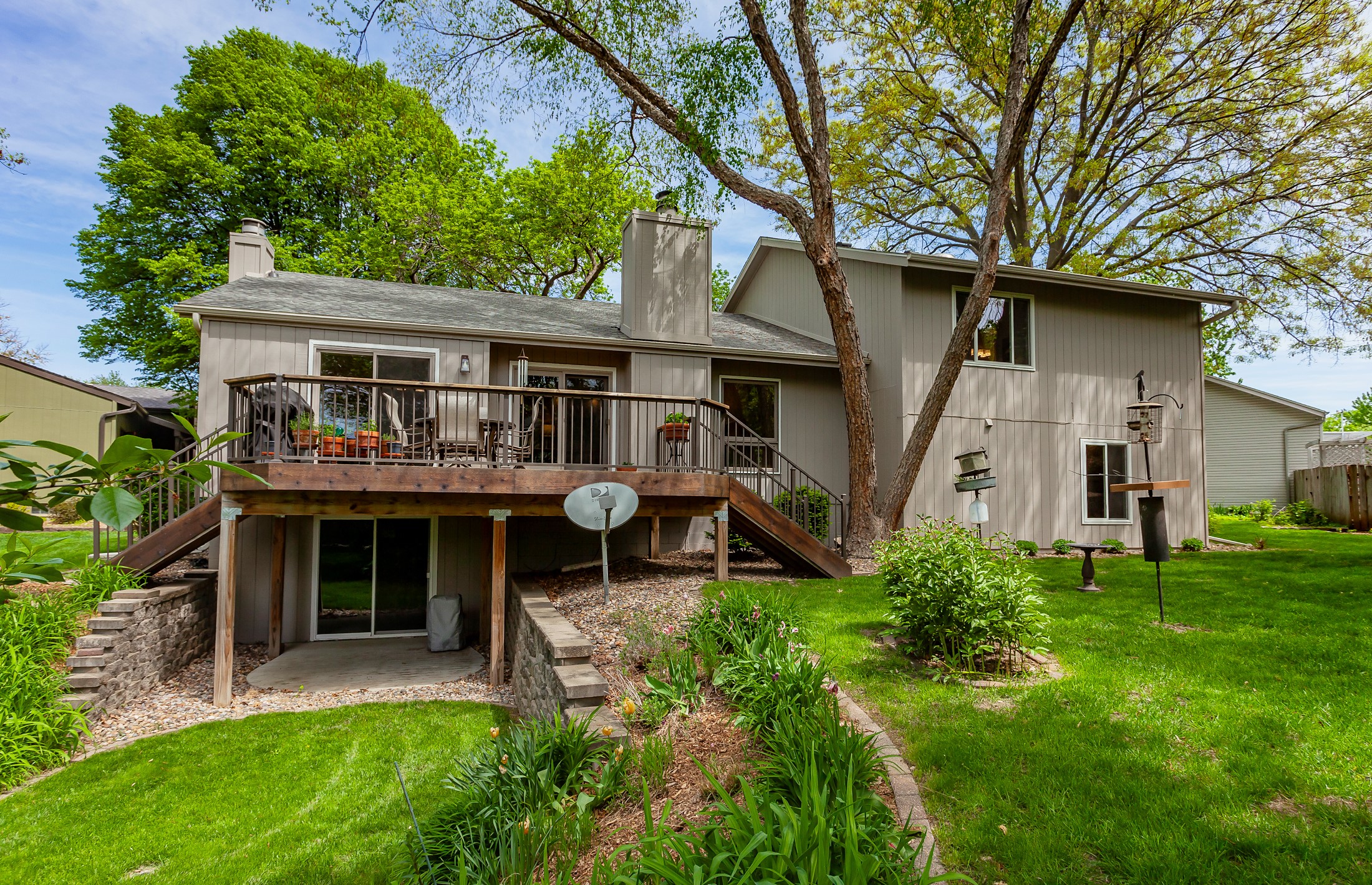 10856 Hazelwood Drive, Clive, Iowa image 35