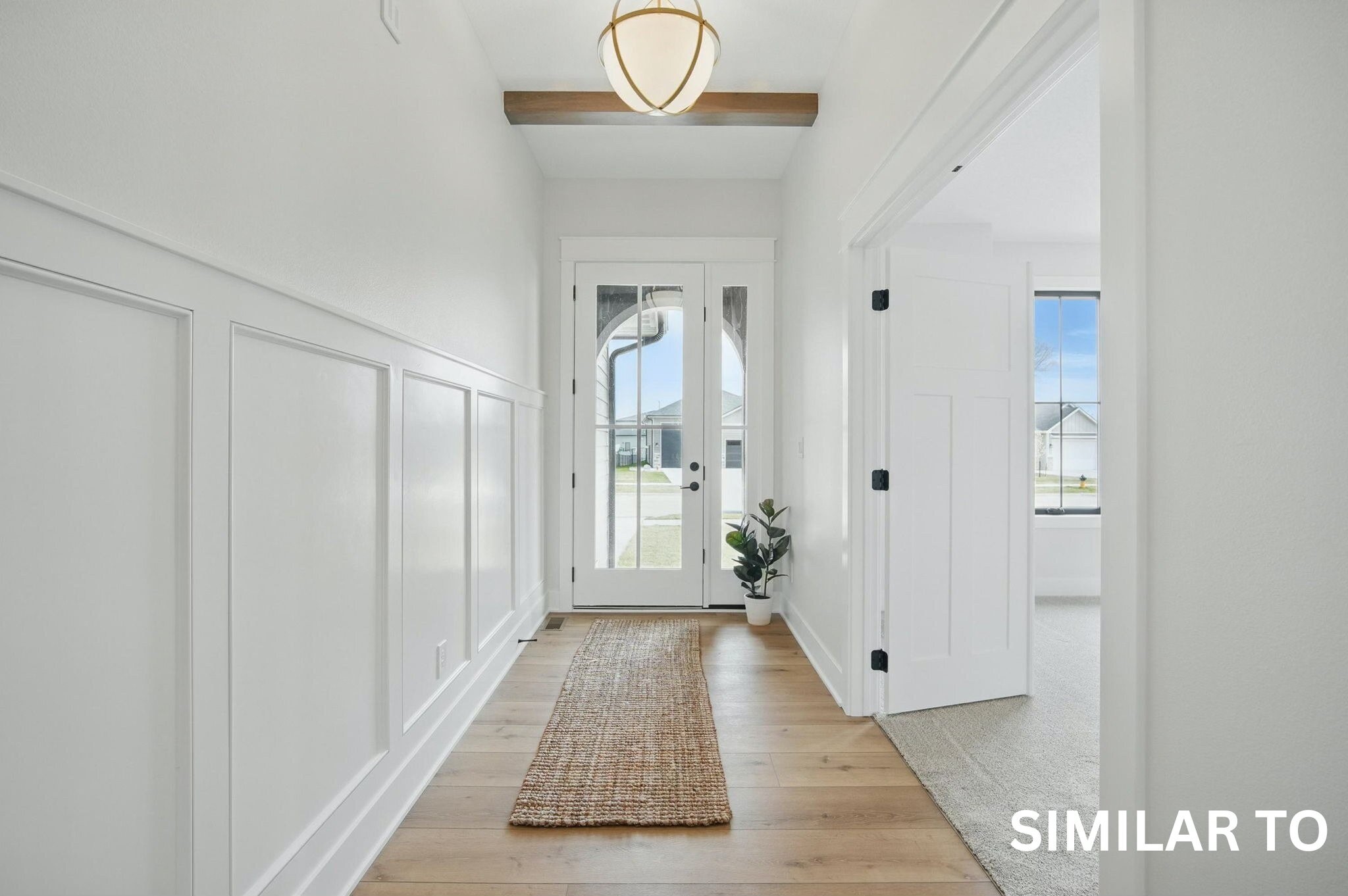 1713 Summit Circle NE