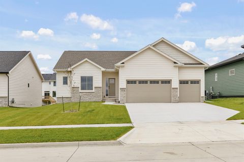 Homes For Sale - 1410 NW Linda Lane<br/> Dallas County, Waukee, IA 50263