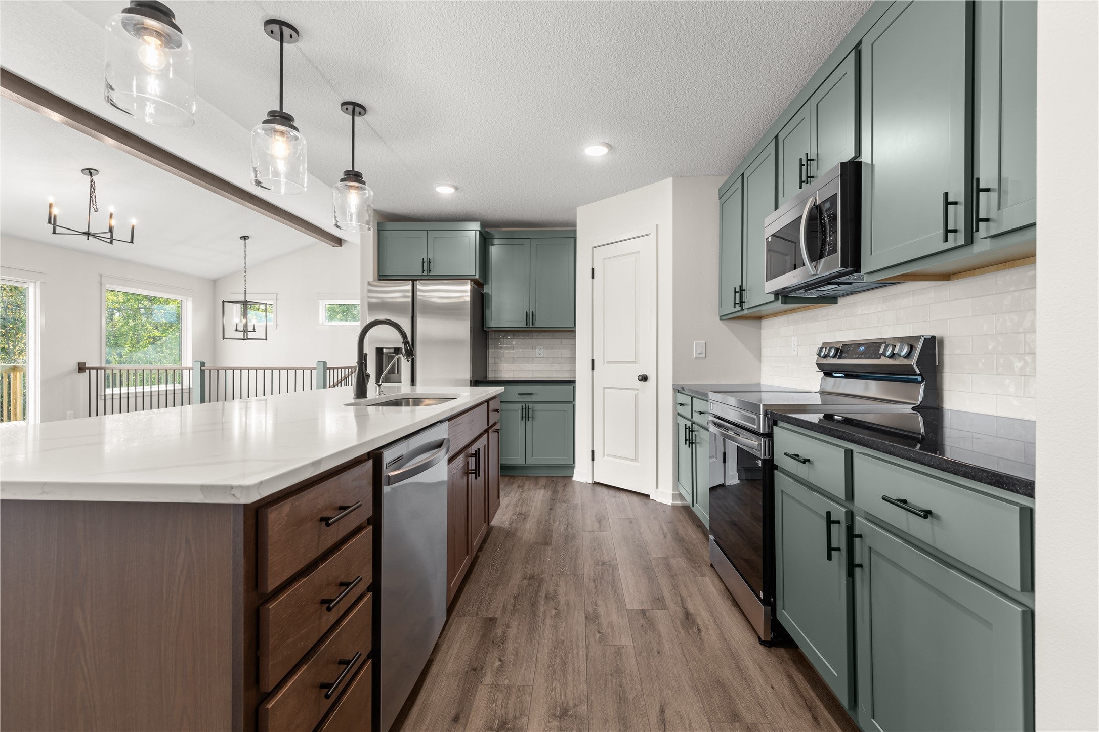 811 Fawn Court