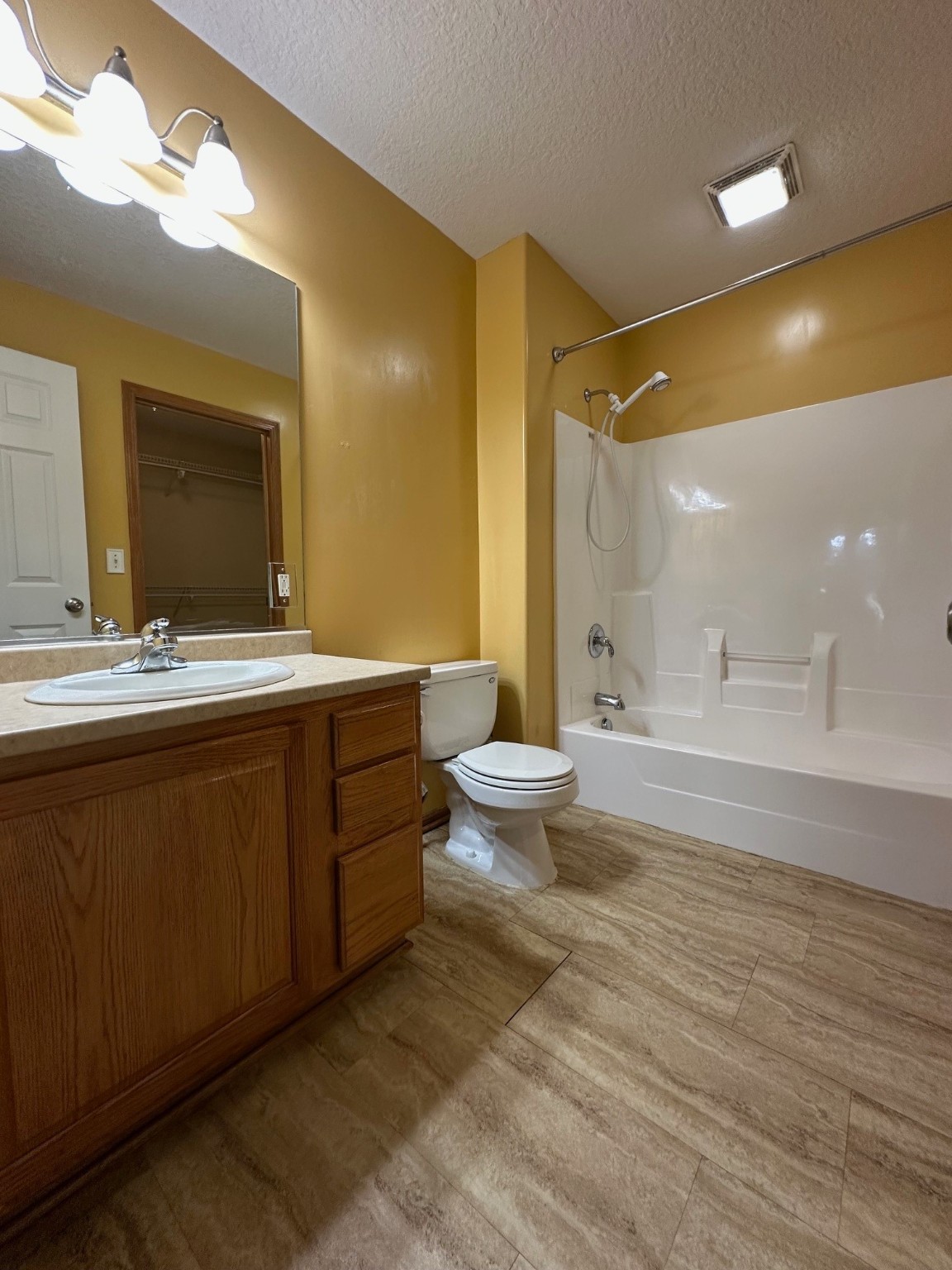 322 N 15th Avenue, Winterset, Iowa image 14