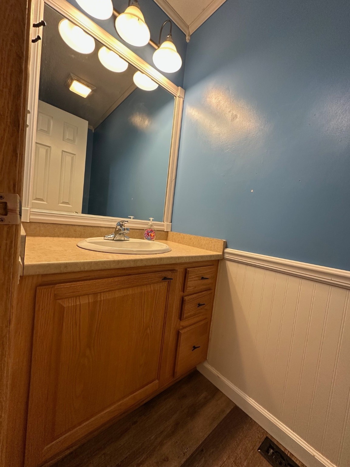 322 N 15th Avenue, Winterset, Iowa image 9
