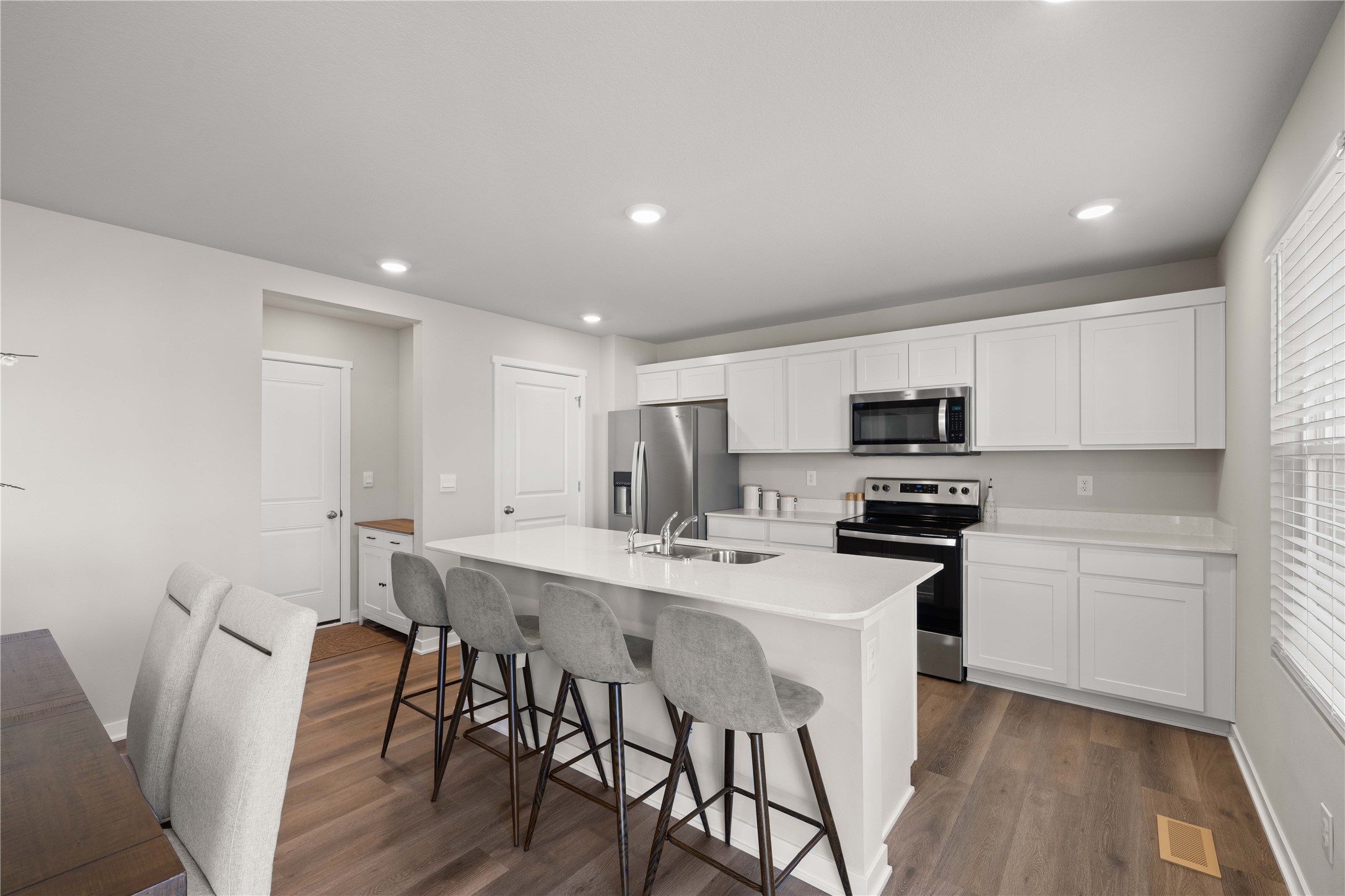 1050 Bel Aire Court, Waukee, Iowa image 11