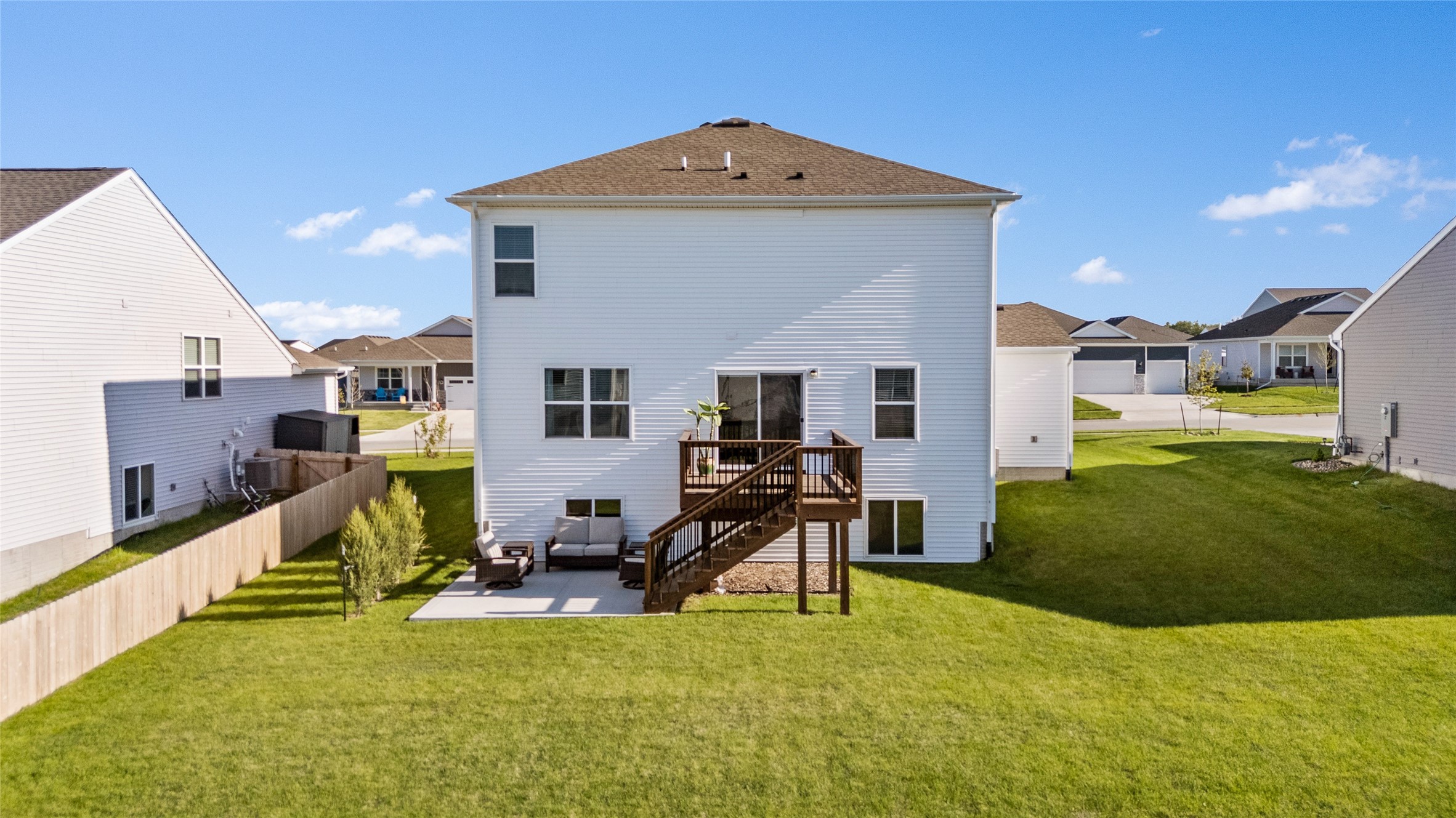 1050 Bel Aire Court, Waukee, Iowa image 32