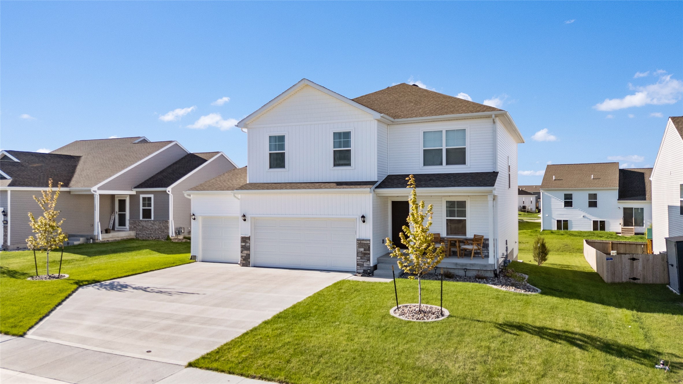1050 Bel Aire Court, Waukee, Iowa image 3