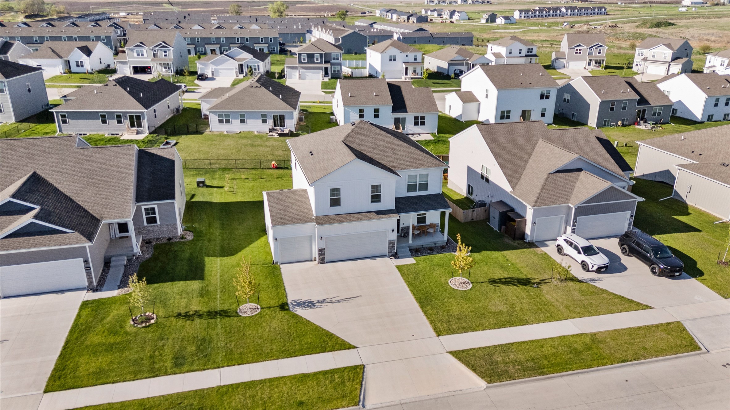 1050 Bel Aire Court, Waukee, Iowa image 34