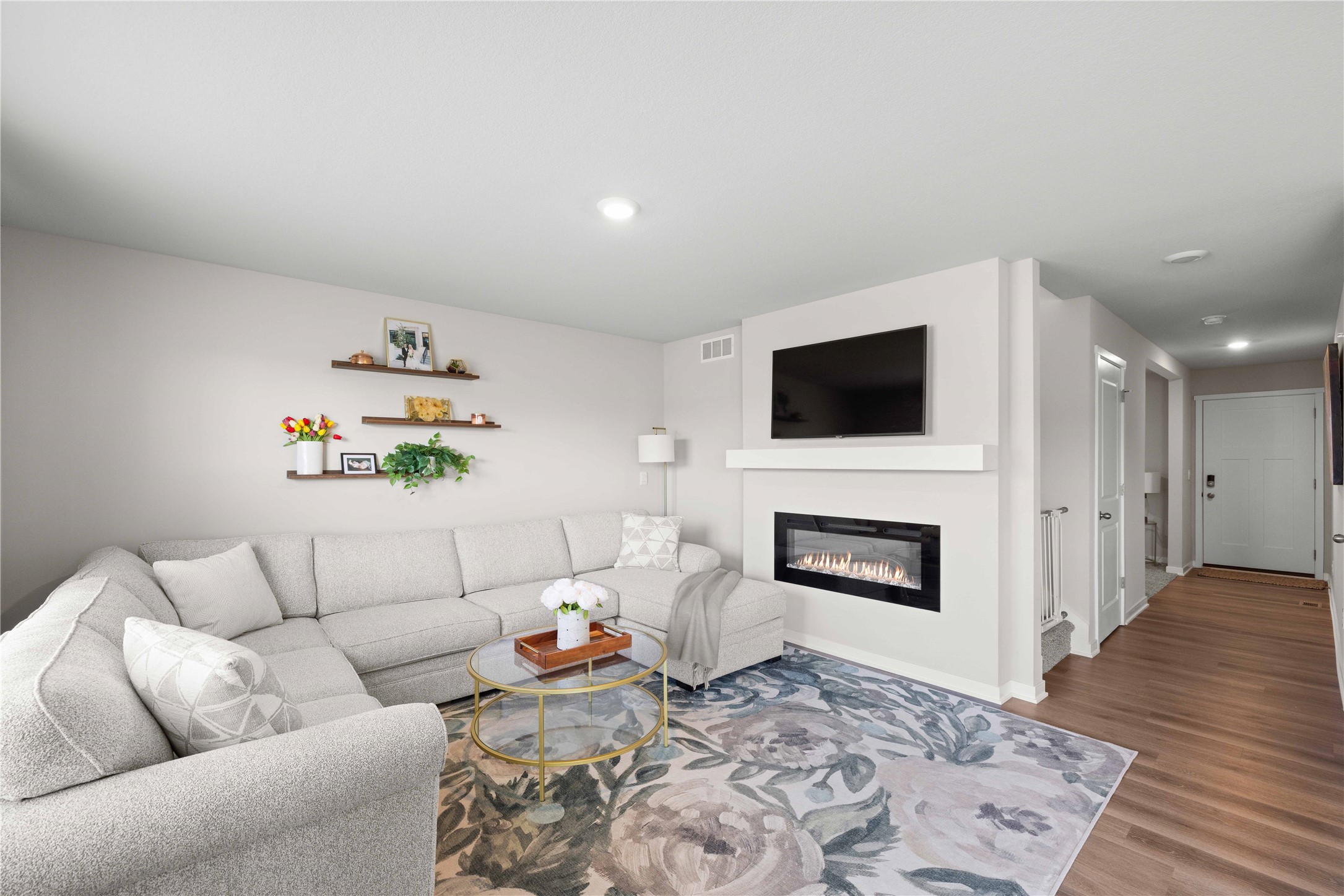 1050 Bel Aire Court, Waukee, Iowa image 6