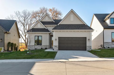 2646 SE Steele Drive Waukee IA 50263