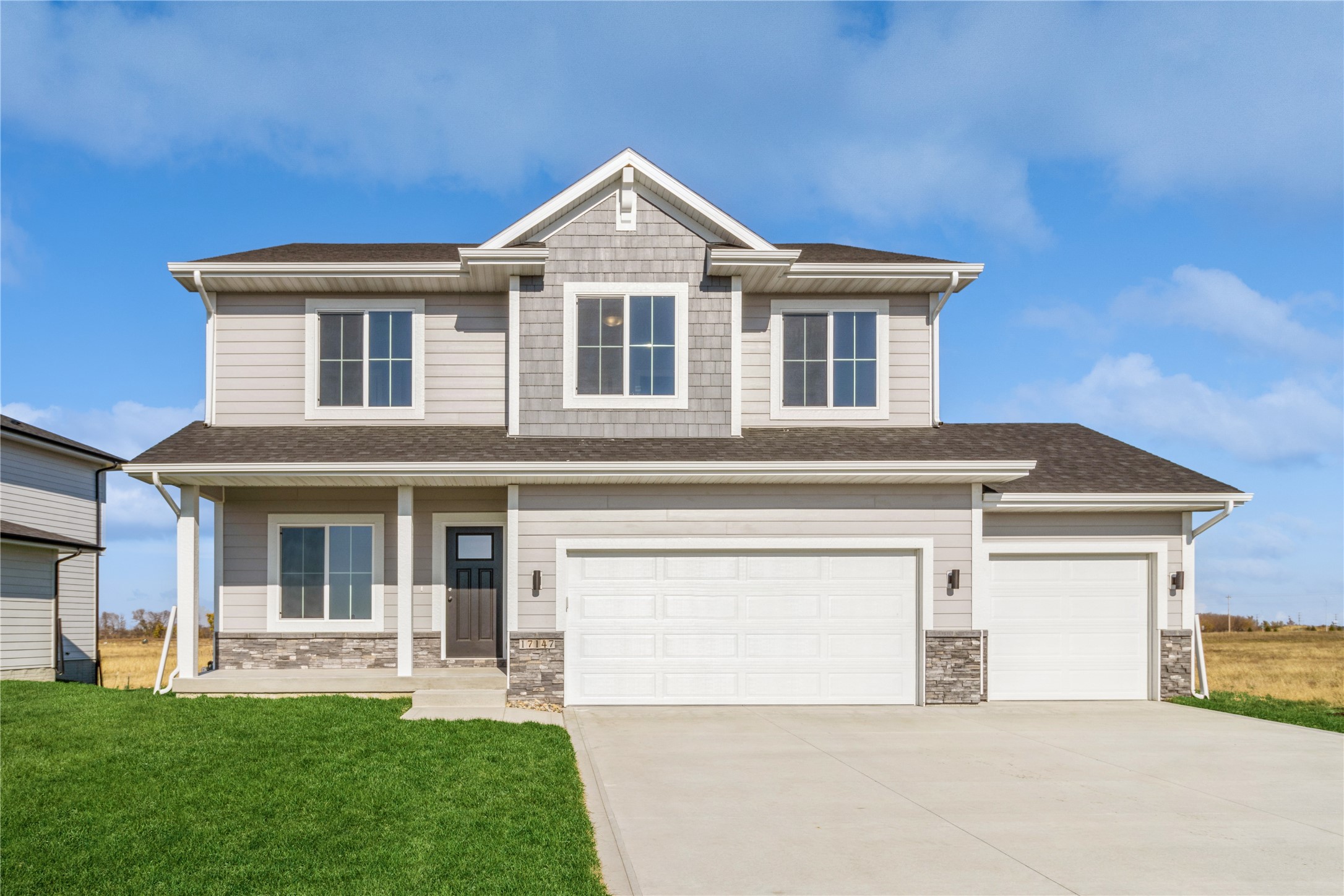 17147 Plum Drive, Urbandale, Iowa image 1