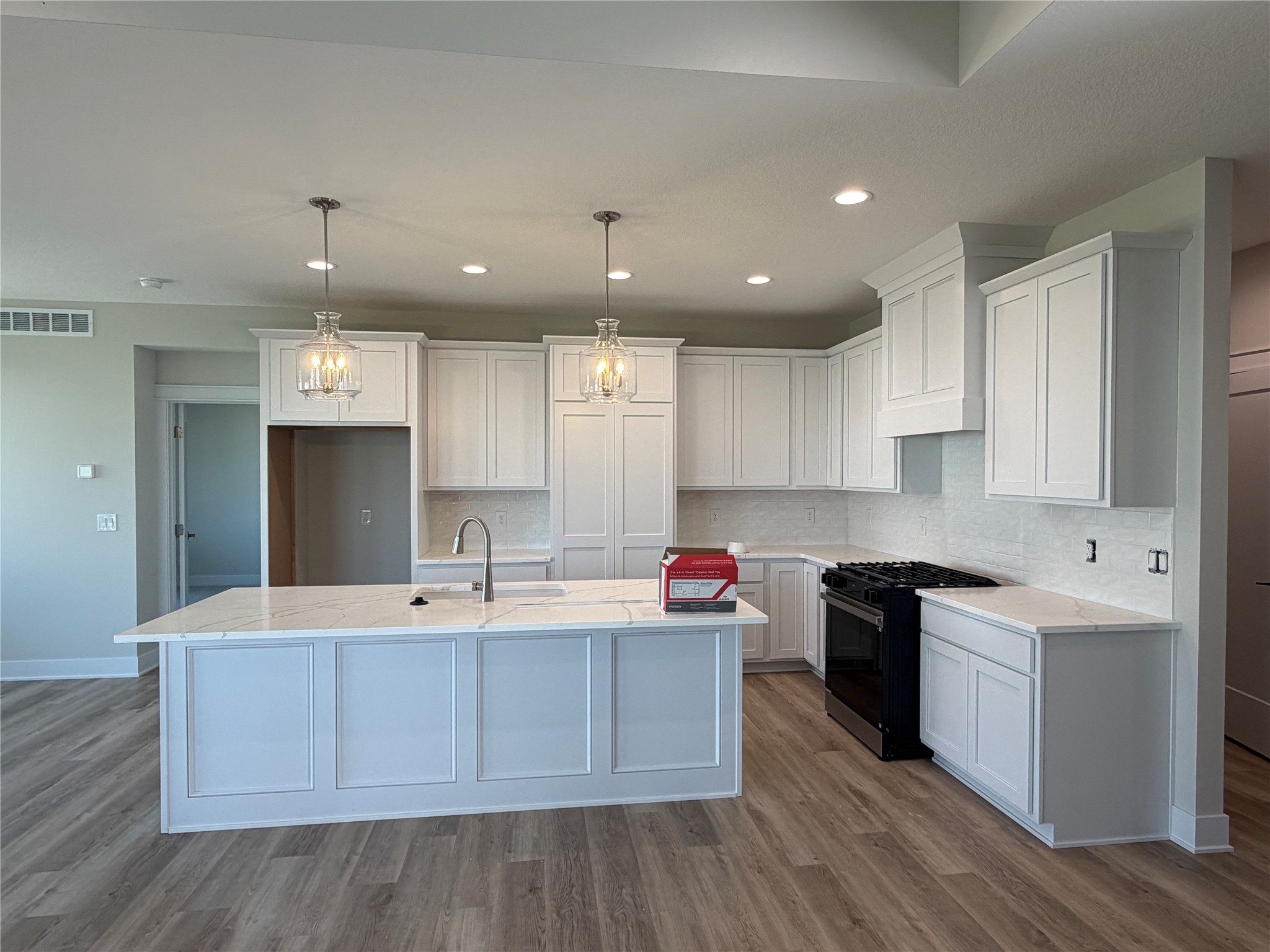 435 NW Red Oak Court