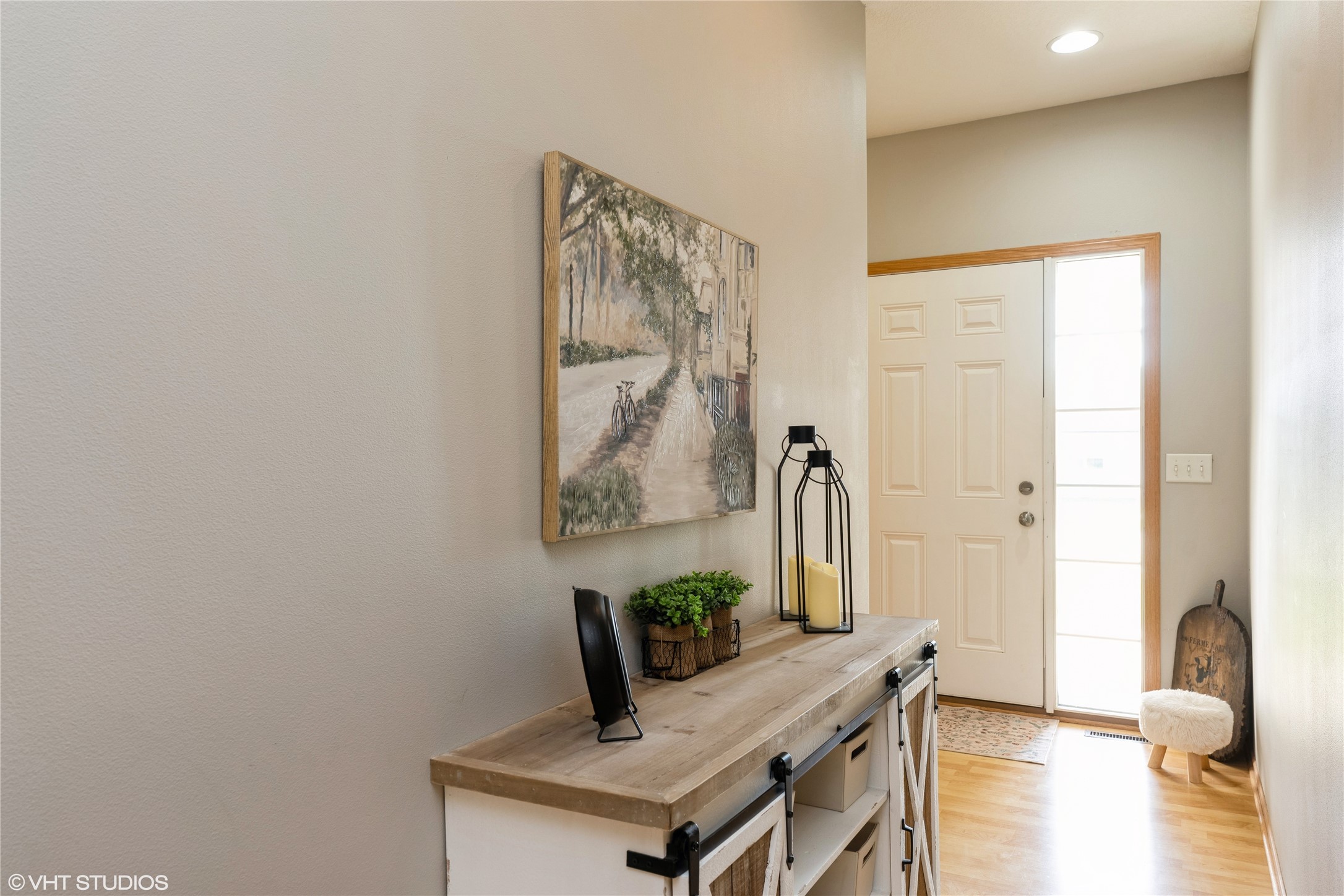 804 Patchett Drive, Mitchellville, Iowa image 3